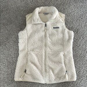 Columbia Off-White Sherpa Fleece Vest